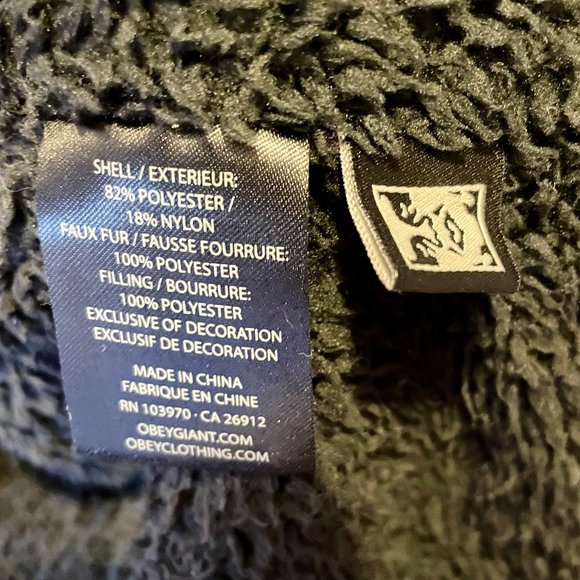 Obey Propoganda | Navy Blue/Pink Floral Quilted Faux Fur-Lined Vest Small - Picture 6 of 6